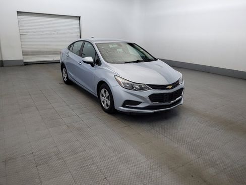 Used 2018 Chevrolet Cruze LS w/ LS Fleet Convenience Package FWD image 13