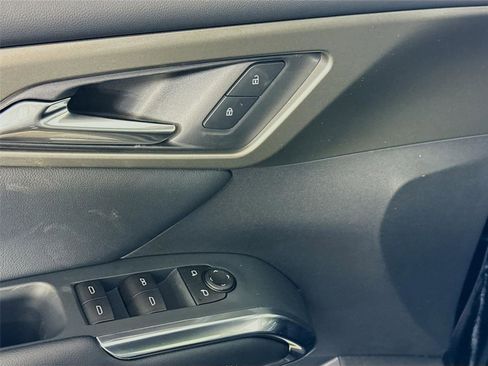 New 2026 Chevrolet Traverse LT w/ Driver Confidence Package image 13