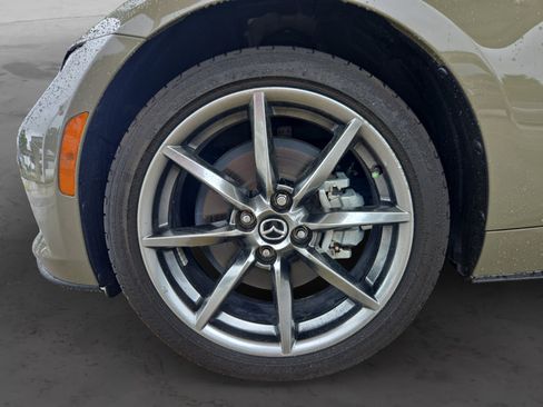 Used 2023 MAZDA MX-5 Miata Grand Touring w/ Weather Package RWD image 9
