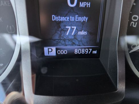 Used 2020 Toyota Tacoma TRD Off-Road image 16