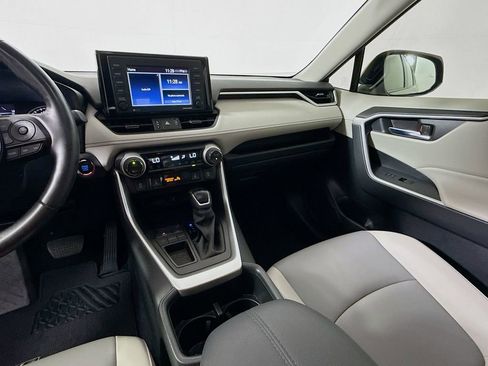 Certified 2022 Toyota RAV4 XLE Premium FWD image 23