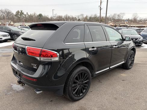 Used 2013 Lincoln MKX AWD image 7