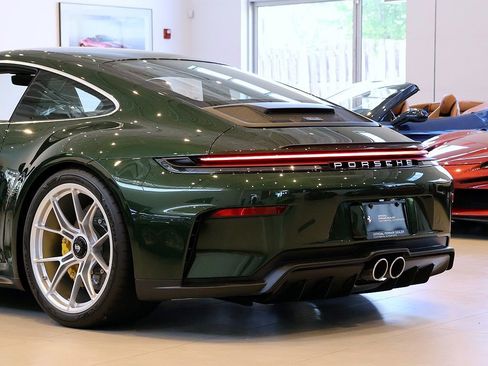 Used 2026 Porsche 911 GT3 RWD image 41