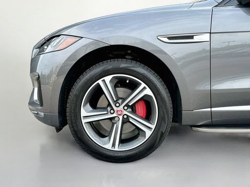 Used 2018 Jaguar F-PACE S AWD/4WD image 31