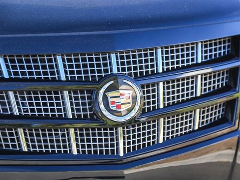 Used 2014 Cadillac Escalade ESV Premium image 11