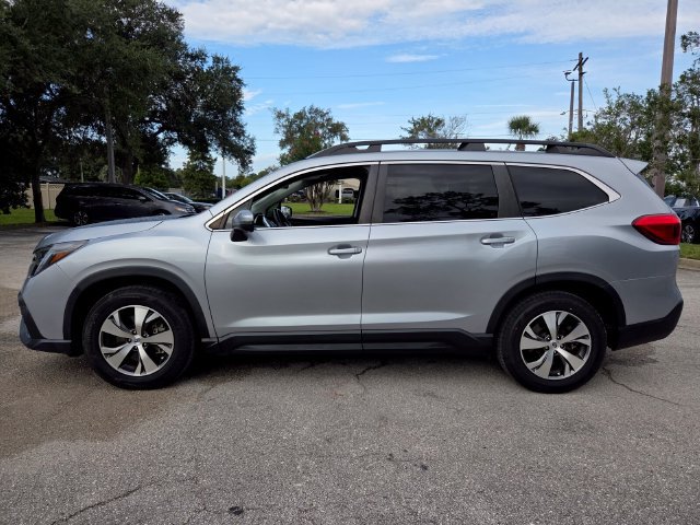 Used 2023 Subaru Ascent Premium w/ Convenience Package AWD/4WD image 4
