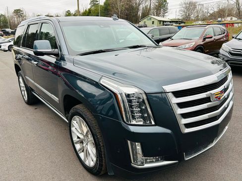 Used 2019 Cadillac Escalade Premium Luxury image 7