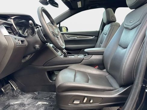 Used 2022 Cadillac XT5 Sportv AWD/4WD image 17