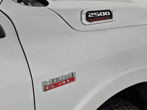 Used 2022 RAM 2500 Laramie w/ Body Color Bumper Group AWD/4WD image 7