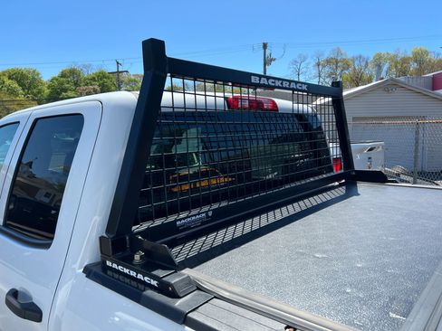 Used 2019 Chevrolet Silverado 1500 W/T w/ WT Convenience Package AWD/4WD image 4