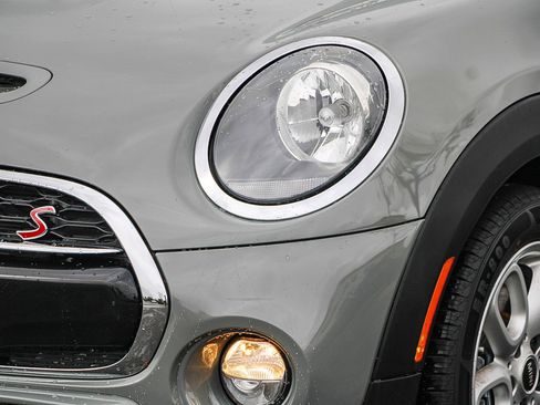 Used 2019 MINI Cooper S w/ Signature Upholstery Package image 8