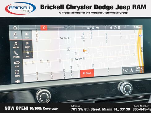 Used 2024 Porsche Macan image 33