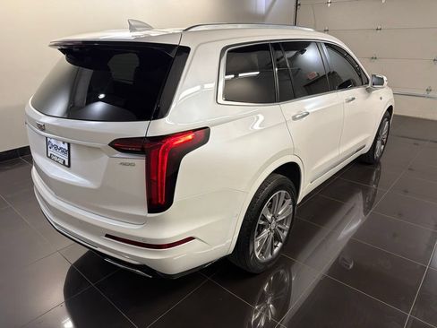 Used 2020 Cadillac XT6 Premium Luxury AWD/4WD image 6