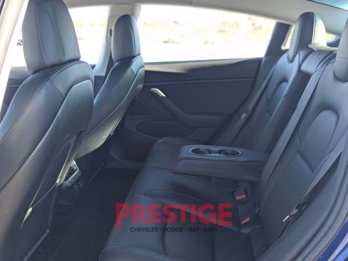 Used 2019 Tesla Model 3 Long Range image 29
