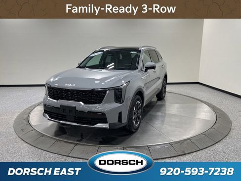 New 2026 Kia Sorento S image 1