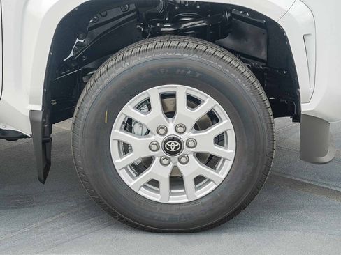 New 2026 Toyota Tacoma SR5 image 11