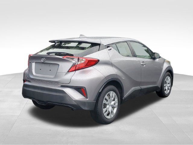 Used 2019 Toyota C-HR LE FWD image 5