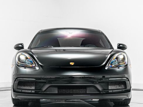 Used 2022 Porsche 718 Cayman GTS w/ Light Design Package RWD image 4