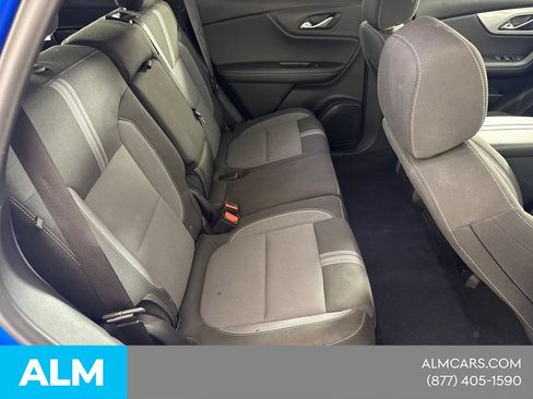 Used 2025 Chevrolet Blazer LT FWD image 19