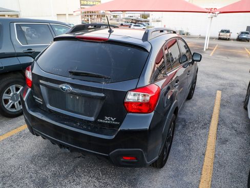 Used 2014 Subaru Crosstrek 2.0i Premium w/ Moonroof Package image 8