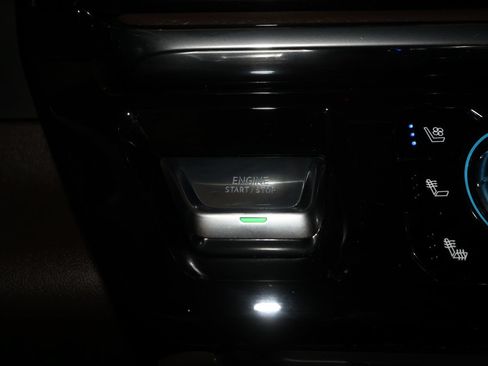 Used 2024 GMC Sierra 1500 Denali w/ Denali Reserve Package AWD/4WD image 18
