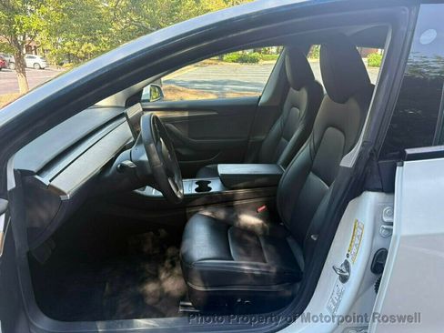 Used 2023 Tesla Model 3 Standard Range RWD image 13