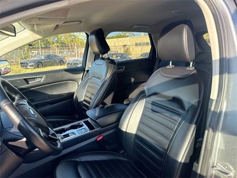 Certified 2023 Ford Edge SEL image 17