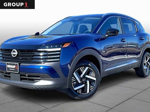 New 2026 Nissan Kicks SV image 1