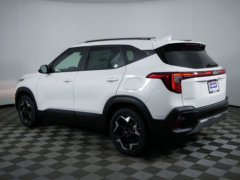 New 2026 Kia Seltos S image 8