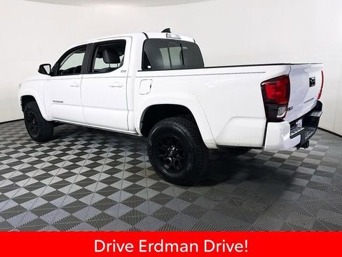 Certified 2022 Toyota Tacoma SR5 w/ Technology Package RWD image 21