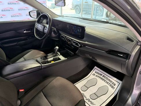 Used 2026 Nissan Sentra SR w/ Floor Mat Package FWD image 51