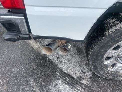 Certified 2024 Ford F350 Lariat w/ Lariat Ultimate Package image 11