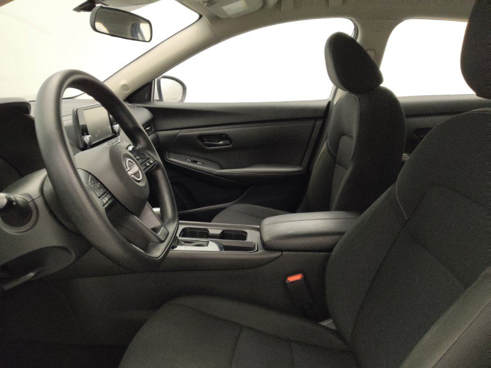 Used 2025 Nissan Sentra S FWD image 17