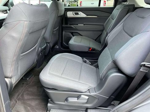 New 2026 Ford Explorer Active AWD/4WD image 16