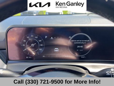 Certified 2025 Kia Seltos EX w/ EX Sunroof Package AWD/4WD image 33