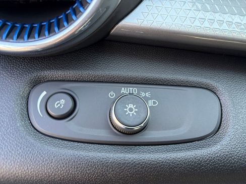 New 2026 Chevrolet Trax LT w/ Driver Confidence Package image 3