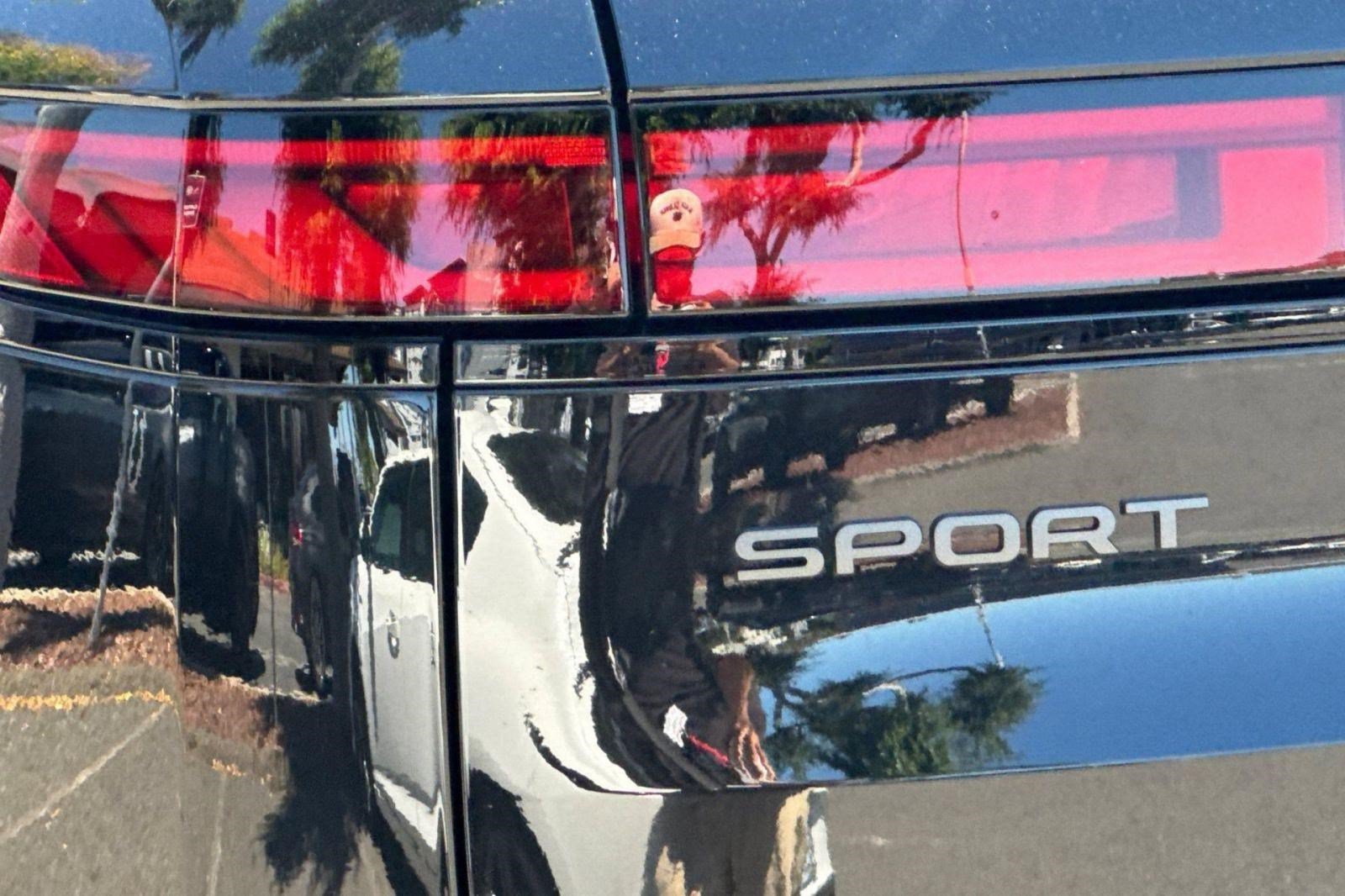 New 2026 Land Rover Range Rover Sport Dynamic SE AWD/4WD image 30