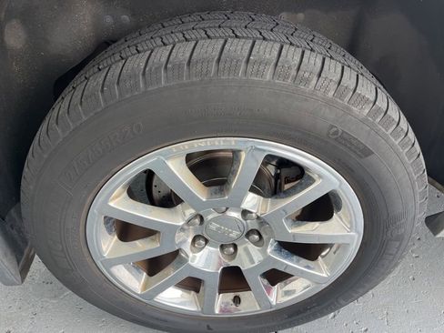 Used 2015 GMC Yukon XL Denali w/ Touring Package RWD image 14