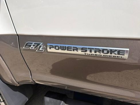 Used 2017 Ford F350 King Ranch w/ Snow Plow Prep Package AWD/4WD image 11