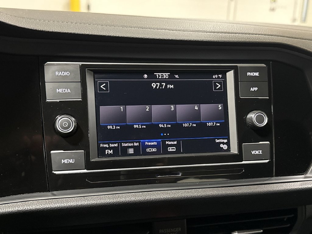 Used 2024 Volkswagen Jetta S FWD image 14