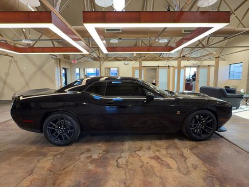 Used 2020 Dodge Challenger R/T Scat Pack w/ Dynamics Package image 2