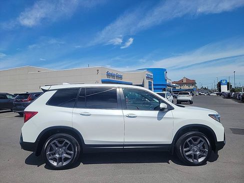Used 2023 Honda Passport EX-L image 6