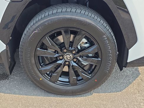 New 2026 Toyota RAV4 SE AWD/4WD image 27