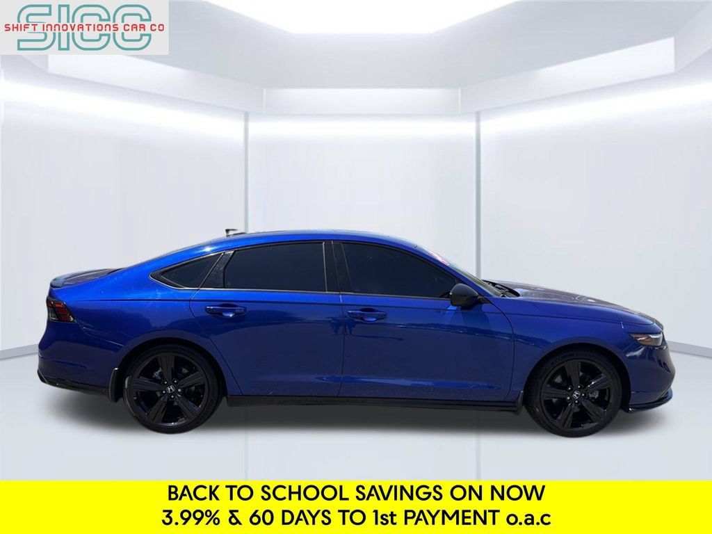 Used 2023 Honda Accord Sport image 7