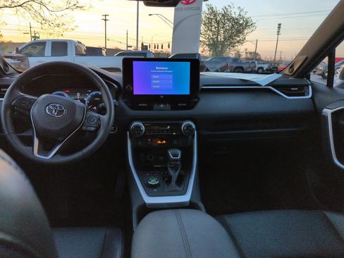 Used 2023 Toyota RAV4 XSE image 12