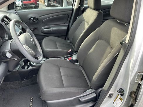 Used 2019 Nissan Versa S Plus image 14