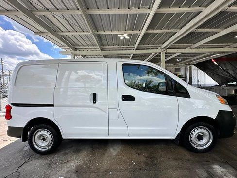 Used 2017 Nissan NV200 S w/ Cruise Control Package FWD image 3
