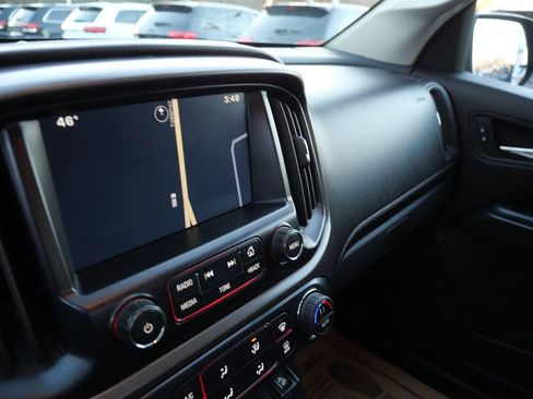 Used 2015 GMC Canyon SLE w/ All-Terrain Package image 13