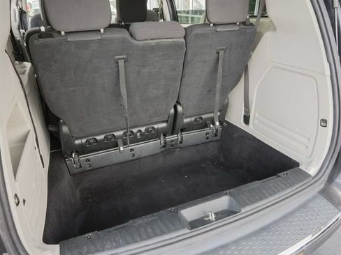 Used 2017 Dodge Grand Caravan SE w/ Power Window Group FWD image 35