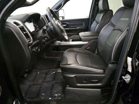 Used 2023 RAM 2500 Laramie w/ Night Edition image 13